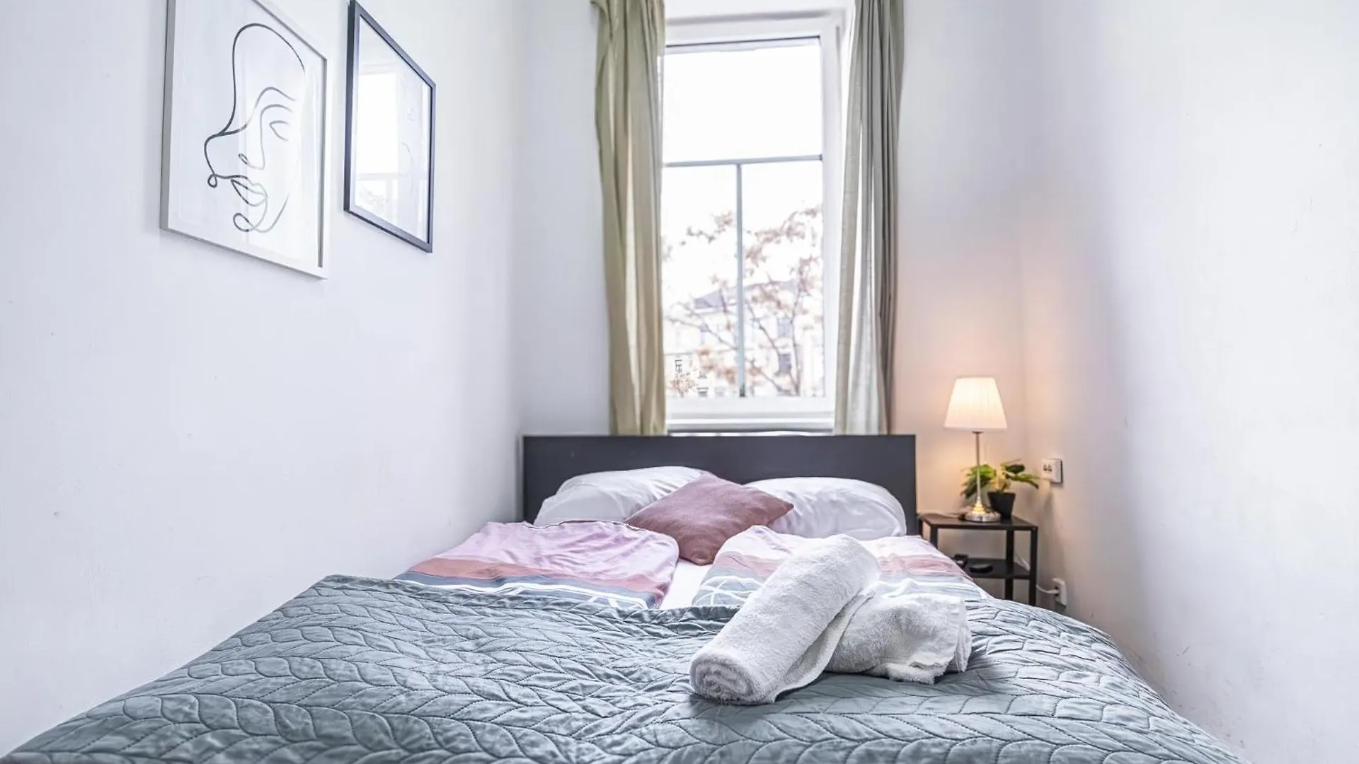 Massive 6Br Shared Apt At Millenium City For Big Groups Vienna